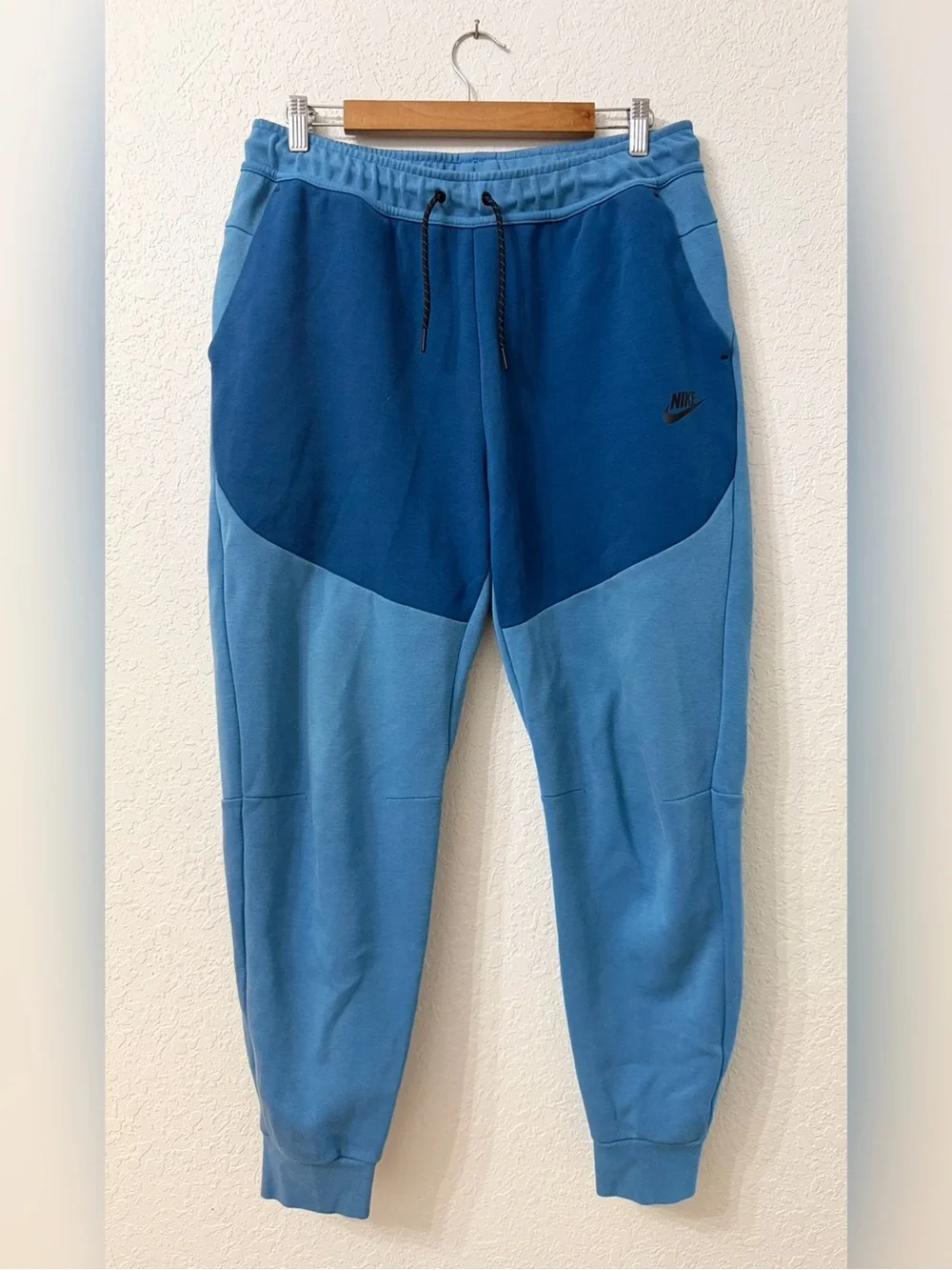 Nike Sportswear Tech Fleece Jogger Pants Men’s Size L Blue CU4495-469